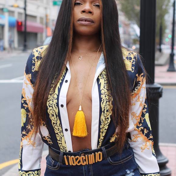 deana_monique